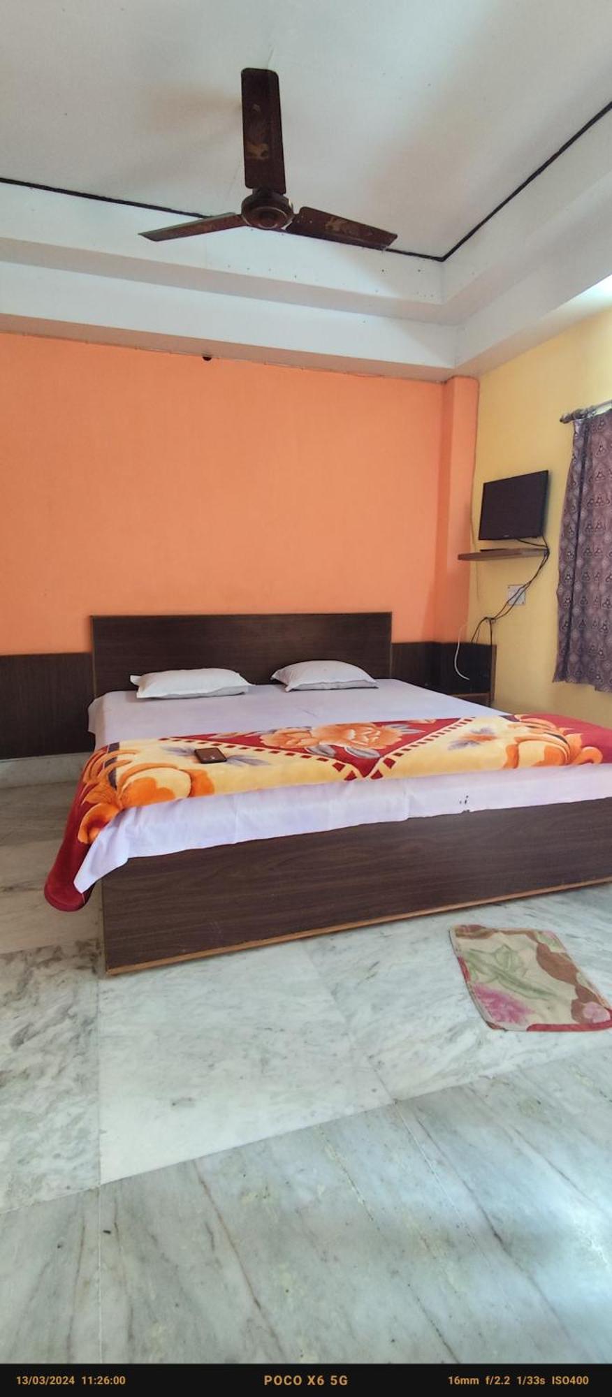 Отель India Tours Only Ekanta Apan Mathurakhanda Экстерьер фото